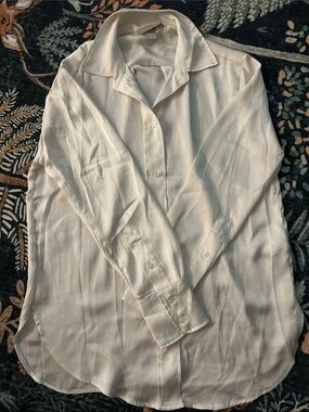 Women's Classic White Button-Up Shirt